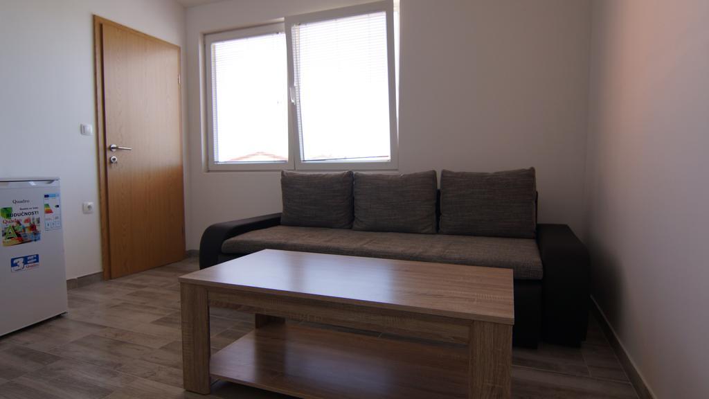 Apartments Domani Vir Eksteriør bilde